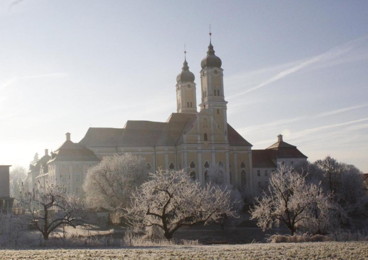 Klostergasthof Roggenburg Bagian luar foto