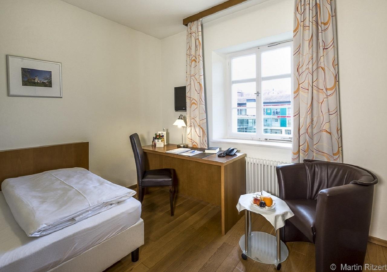 Klostergasthof Roggenburg Bagian luar foto